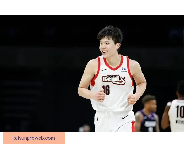 杨瀚森20分7板2助2帽连中7球暴扣遭逆转遗憾淘汰